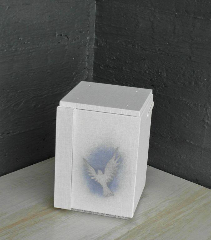 Mansikkamäen Valkoinen pellava Lintu -uurna